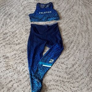 Peloton Navy and Teal Activewear Set